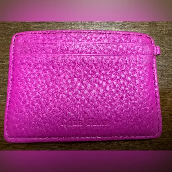 Like New - Cole Haan Berry Leather Wallet - Picture 6 of 10